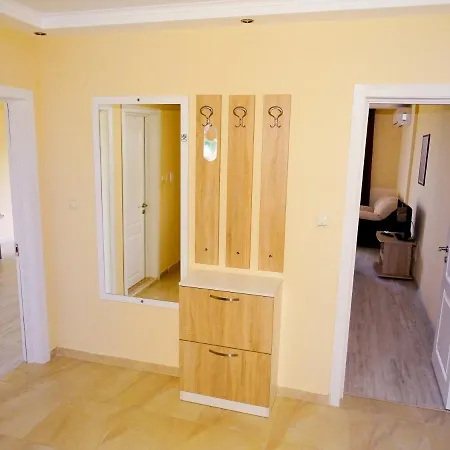 Апартамент голдън дюнс *