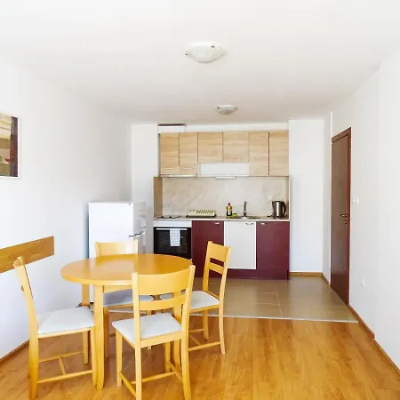 Golden Dunes Апартаменти Приморсько