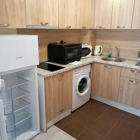 Апартамент голдън дюнс Приморско