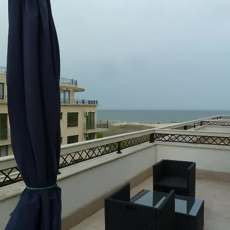 Апартамент голдън дюнс *