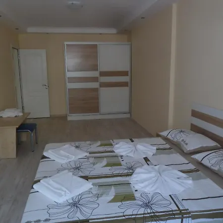 Golden Dunes Апартаменти *